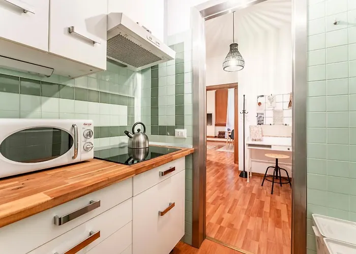 Bright Via Veneto Appartement