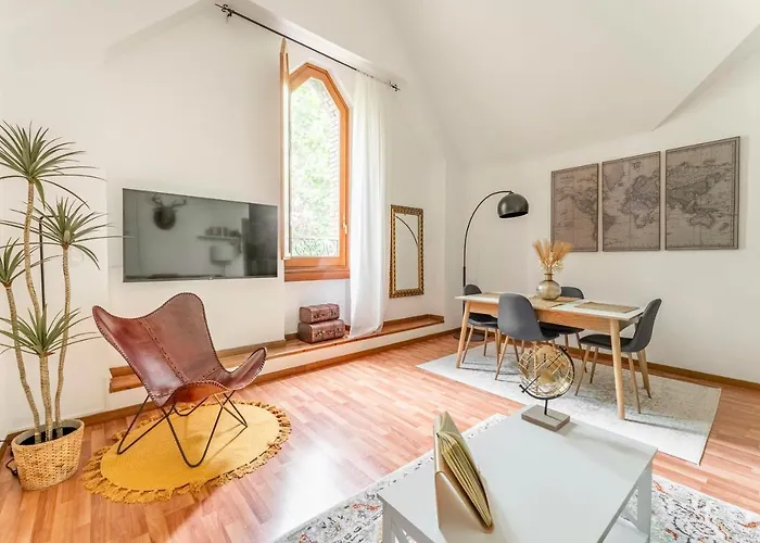Bright Via Veneto Appartement